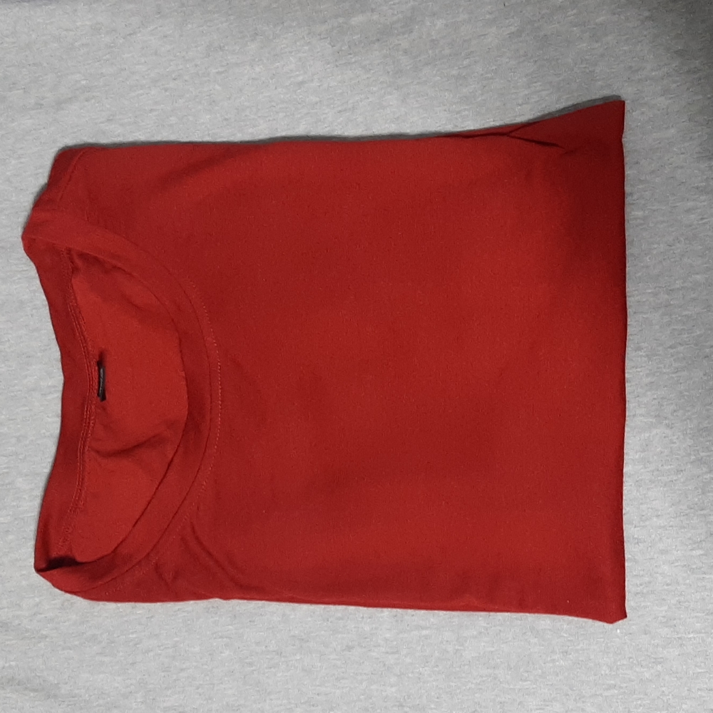 NEW! SHEIN button side solid tee